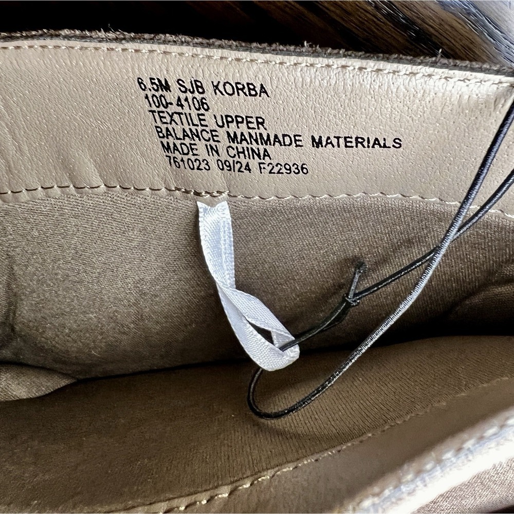 St John's Bay Women's Boots Korba Slouch Taupe Flat Pull On Memory Foam Size 6.5 - Picture 7 of 10